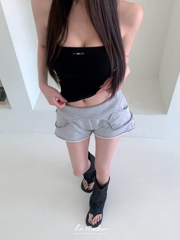 垂帶坑條不修邊小短褲